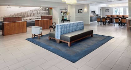 La Quinta Inn & Suites by Wyndham Bakersfield North