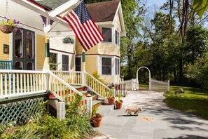 Fachada de la propiedad