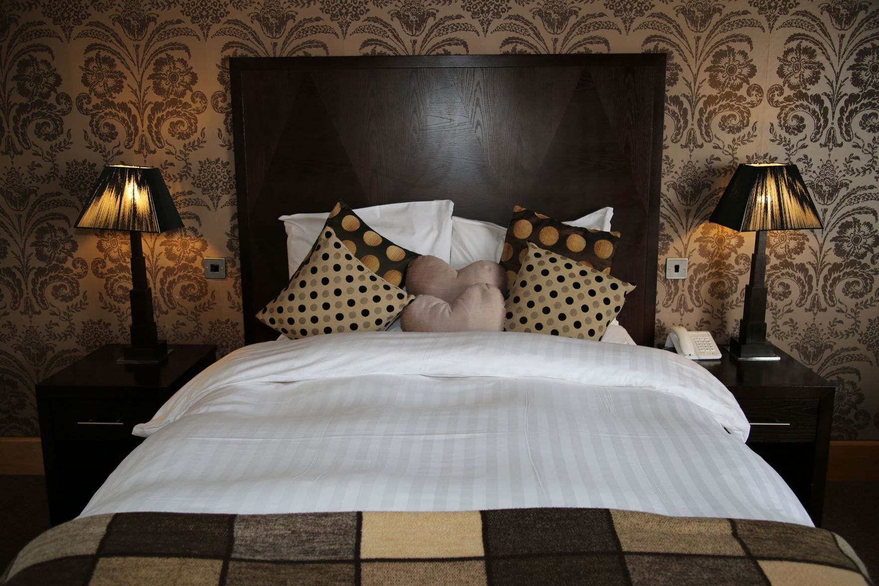 Literie hypoallergénique, coffres-forts dans les chambres, bureau, Wi-Fi