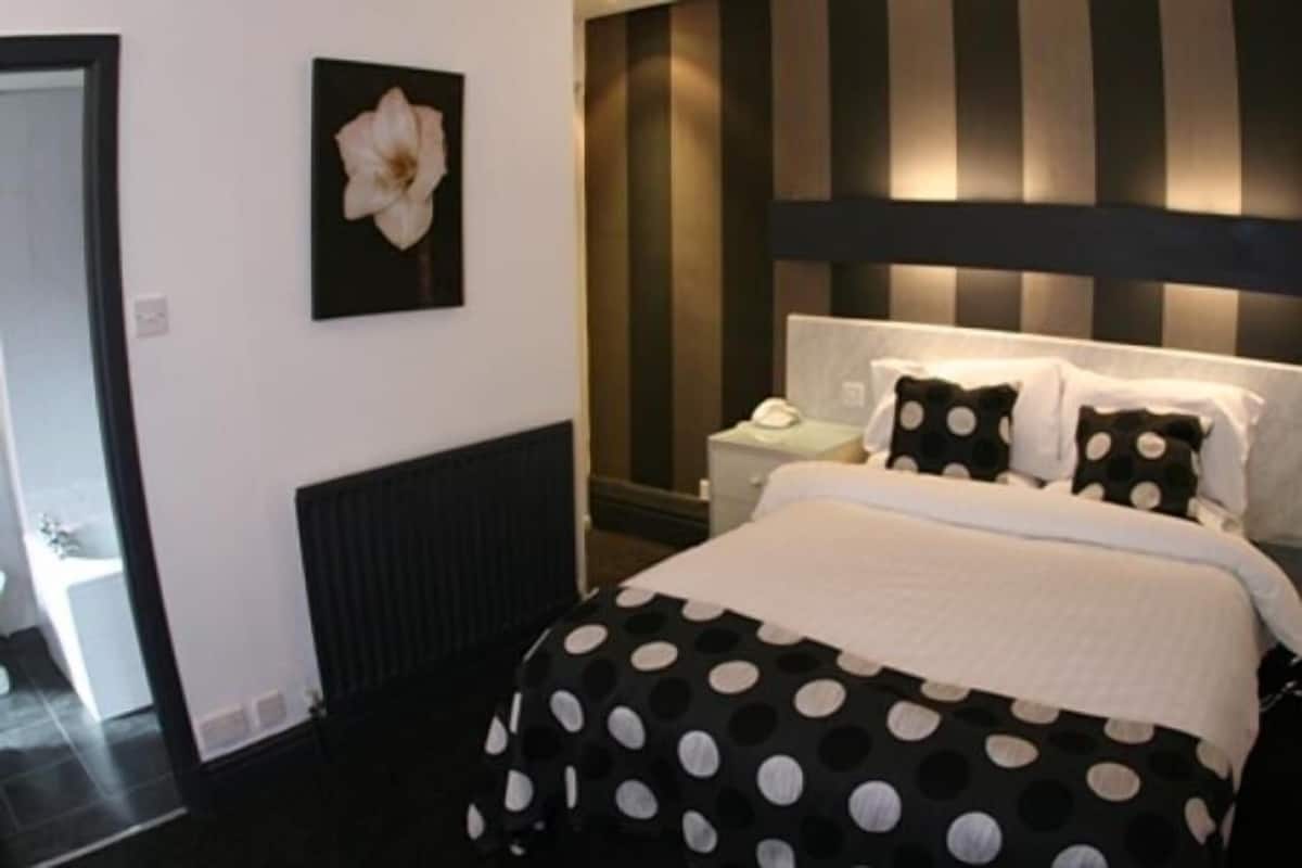 Literie hypoallergénique, coffres-forts dans les chambres, bureau, Wi-Fi