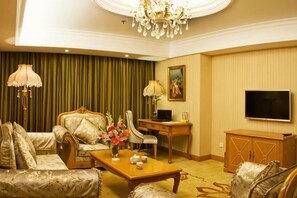 Living area - Vienna International Hotel (Beijing Niujie Guang'anmennei Subway Station Branch) (Beijing)