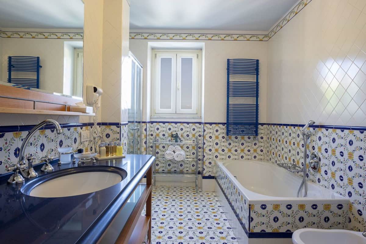 double or twin room, balcony (prestige) | bathroom | shower, rainfall showerhead, designer toiletries, hair dryer