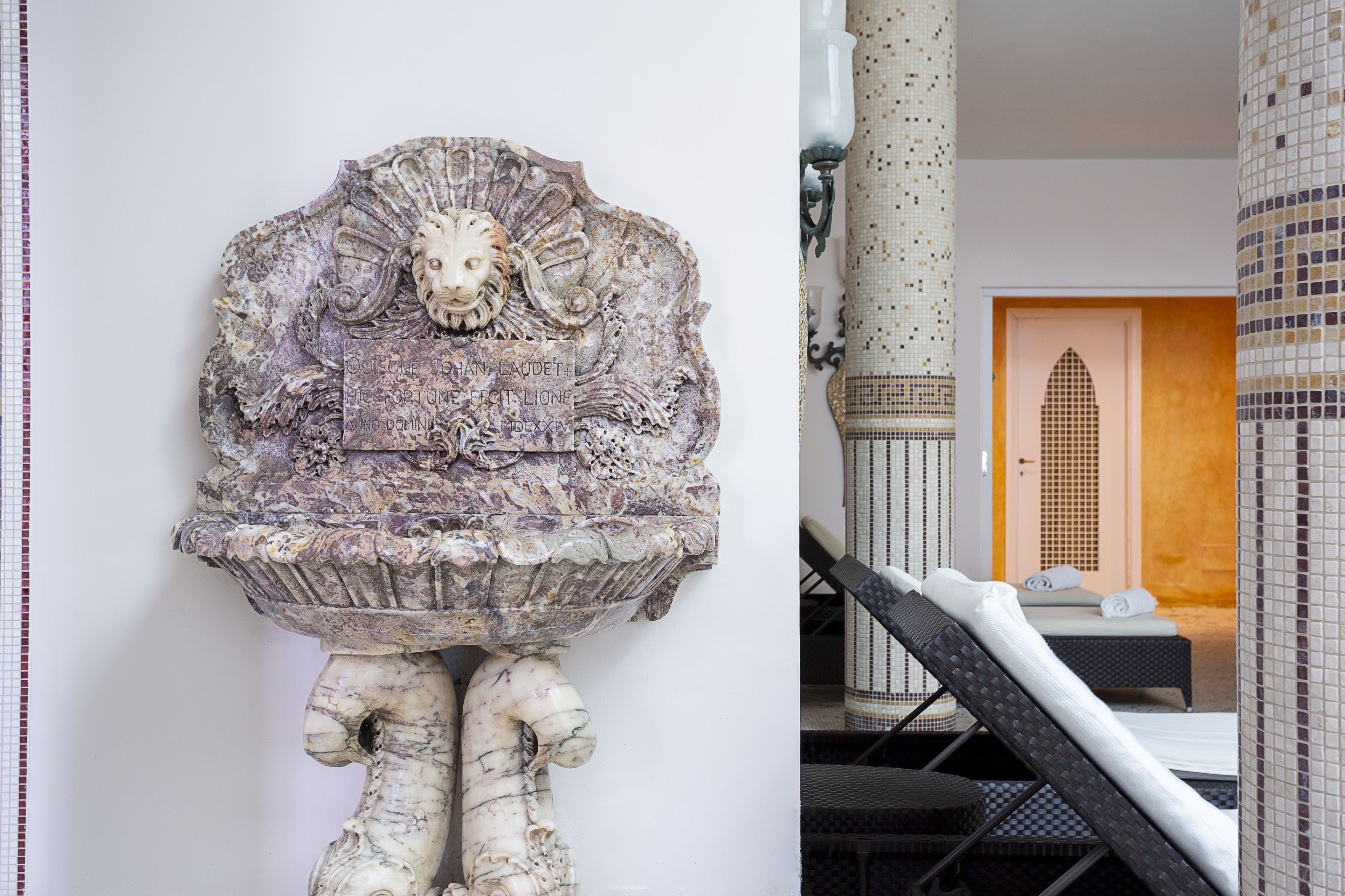 couples treatment room(s), hot springs/mineral springs, body treatments