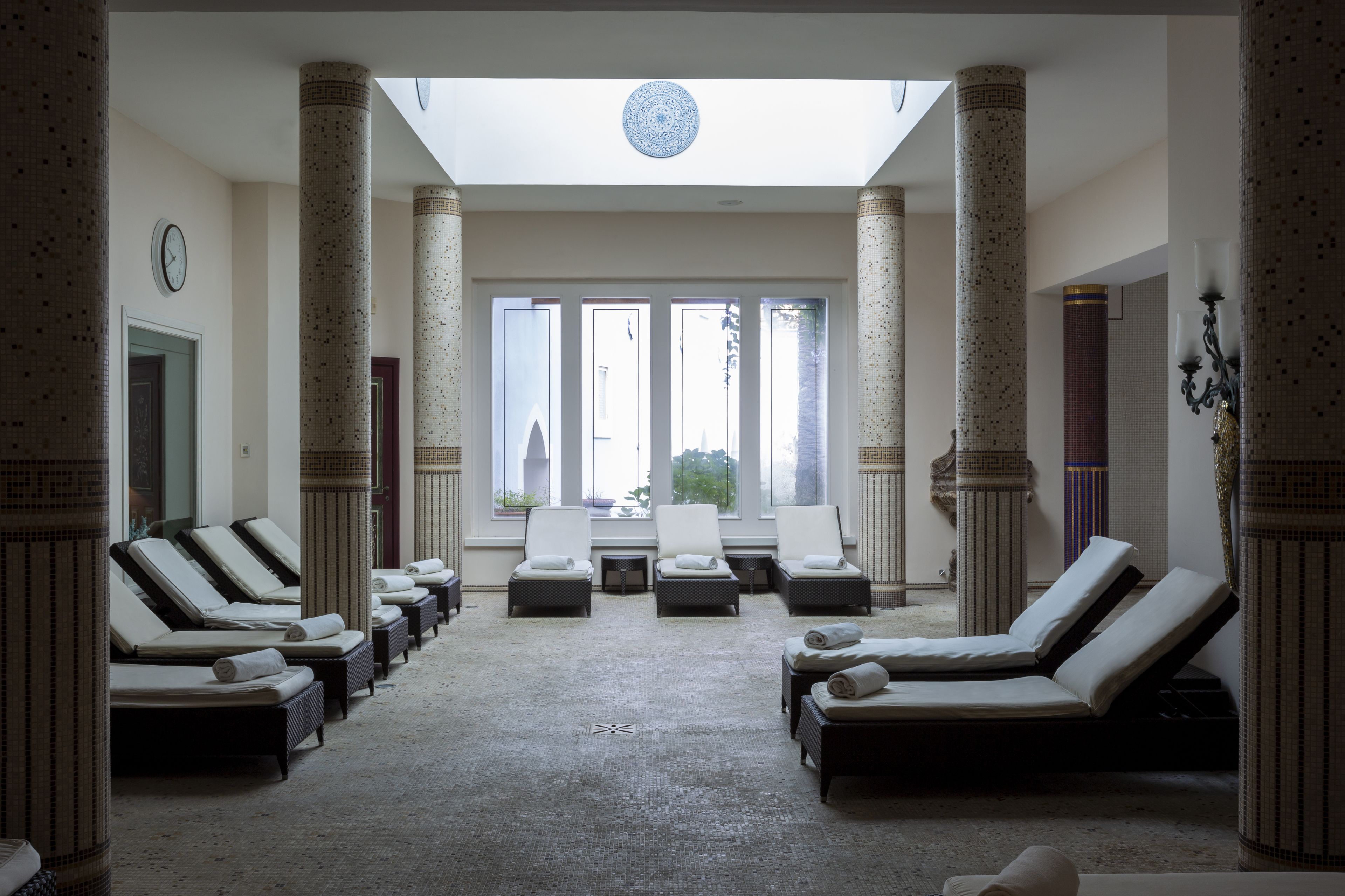 couples treatment room(s), hot springs/mineral springs, body treatments