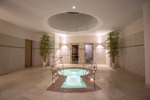 ห้องทรีทเมนท์สำหรั  บคู่รัก, น้ำพุร้อน/น้ำแร่, ทรีทเมนท์ดูแลผิว