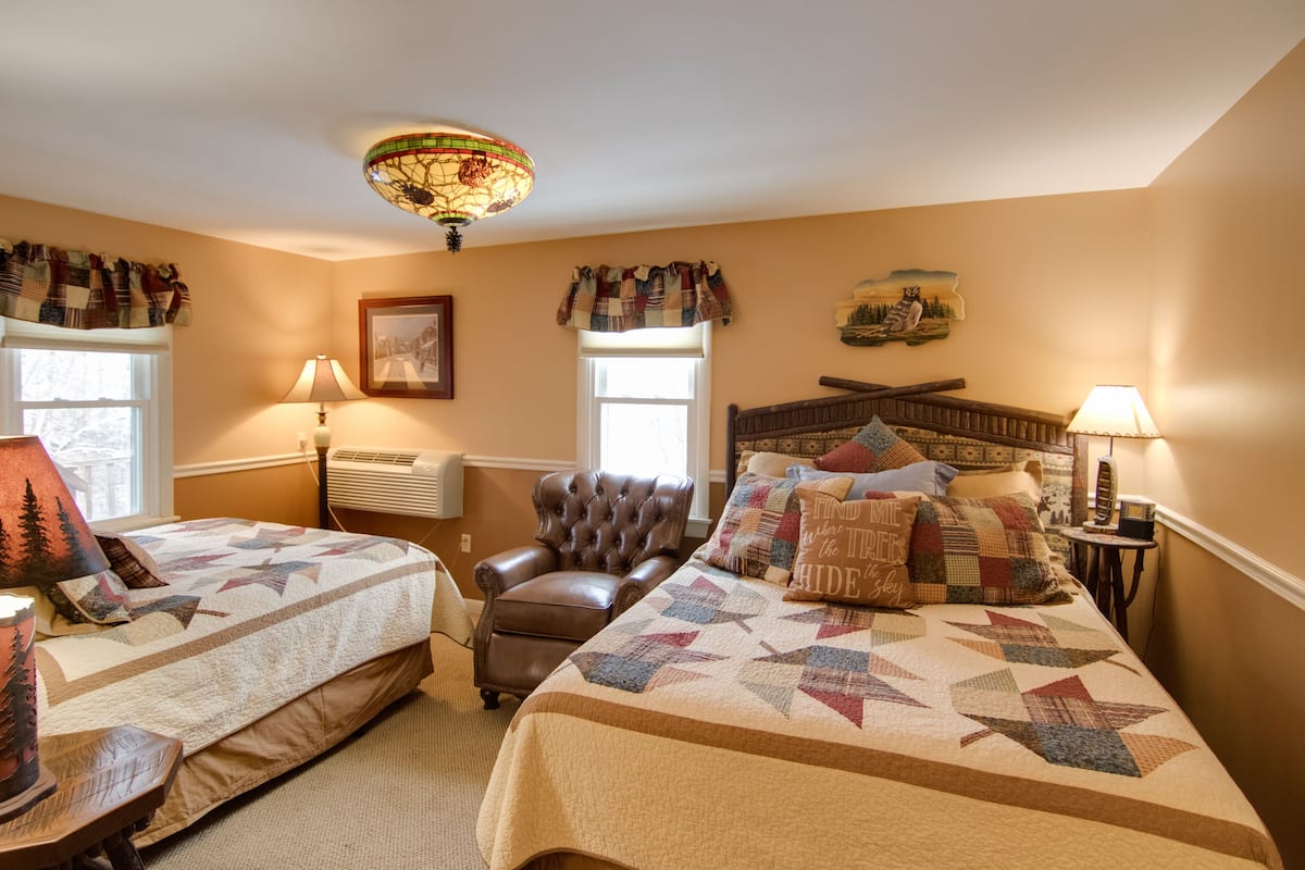 Traditional Room, 2 Queen Beds