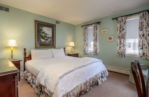 Superior Room, 1 Queen Bed