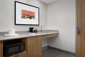 Unclassified image, 4 of 46, button - Hampton Inn & Suites Lake City (Lake City)