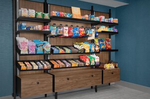 Snack bar
