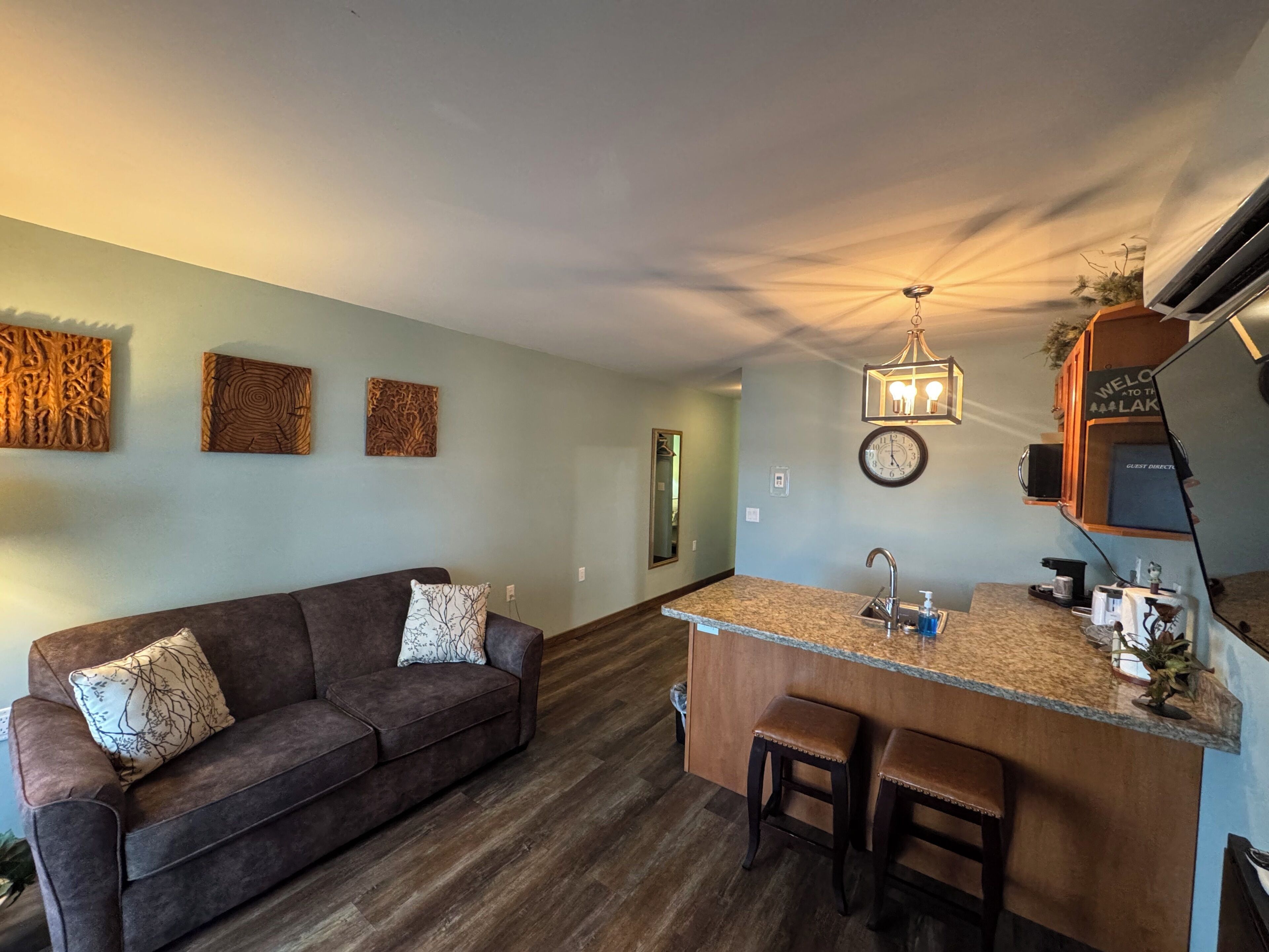 Premium Studio | Blackout drapes, iron/ironing board, free WiFi, bed sheets