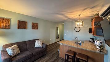 Premium Studio | Blackout drapes, iron/ironing board, free WiFi, bed sheets