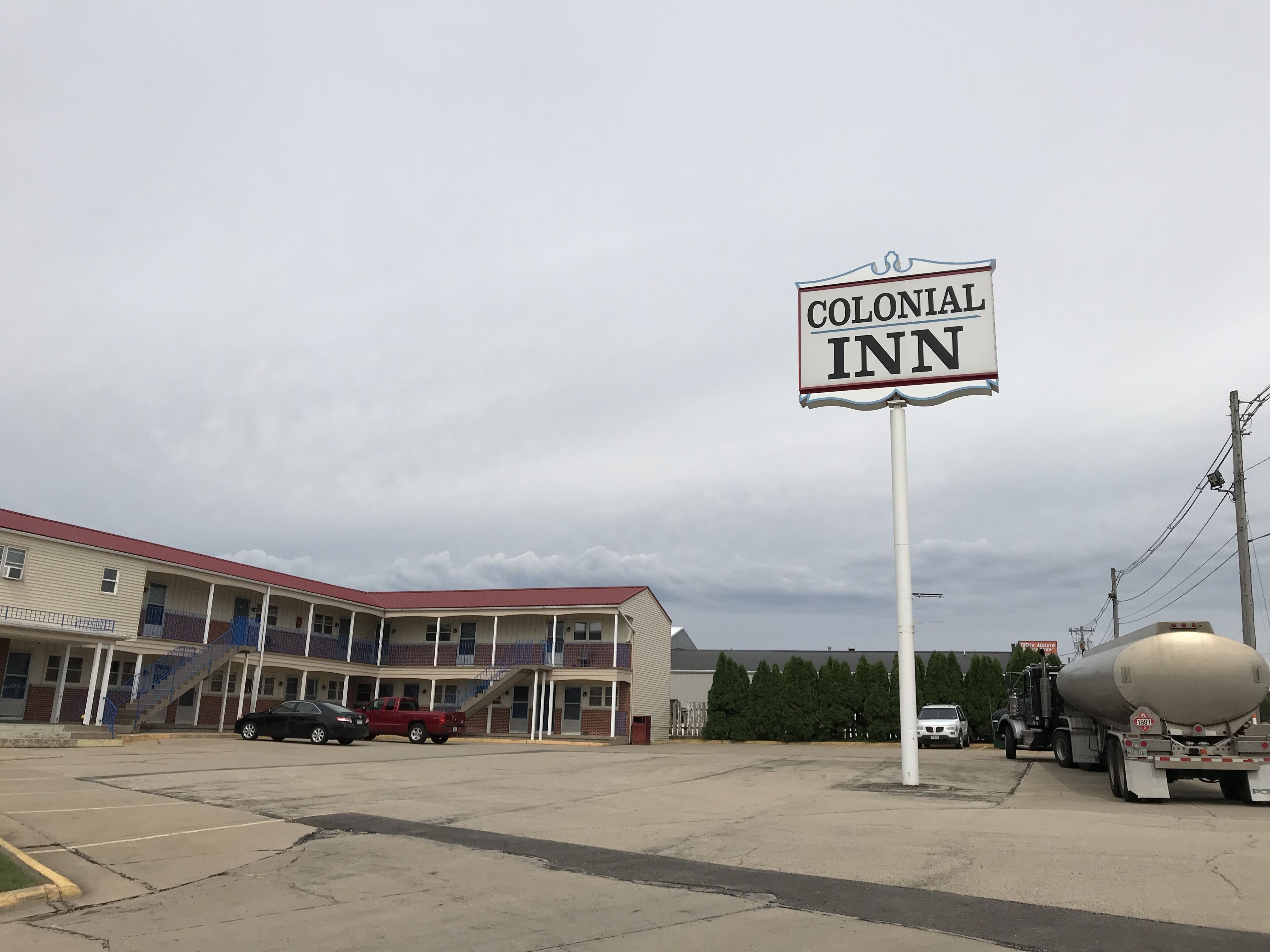 숙박 시설 정면