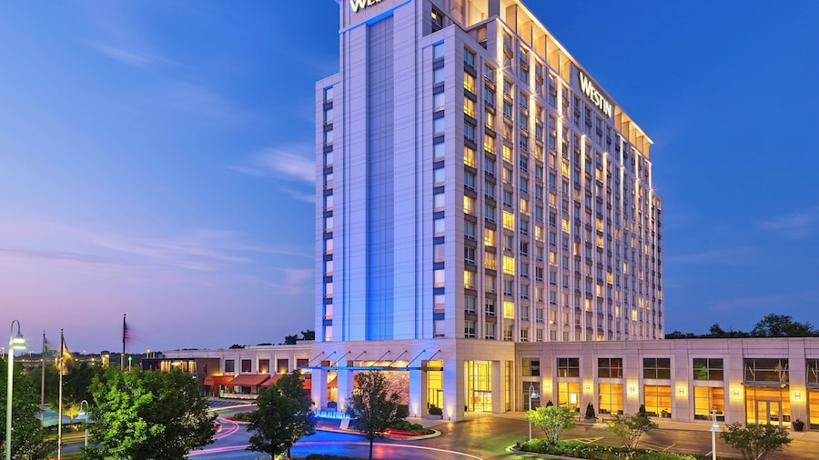 The Westin Chicago North Shore