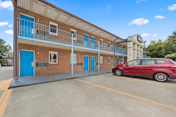 Exterior - Americas Best Value Inn Roxboro (Roxboro)