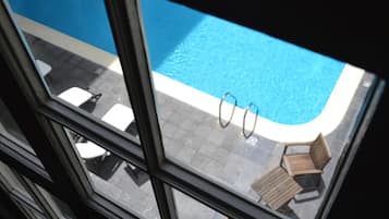 Udendørs pool, liggestole