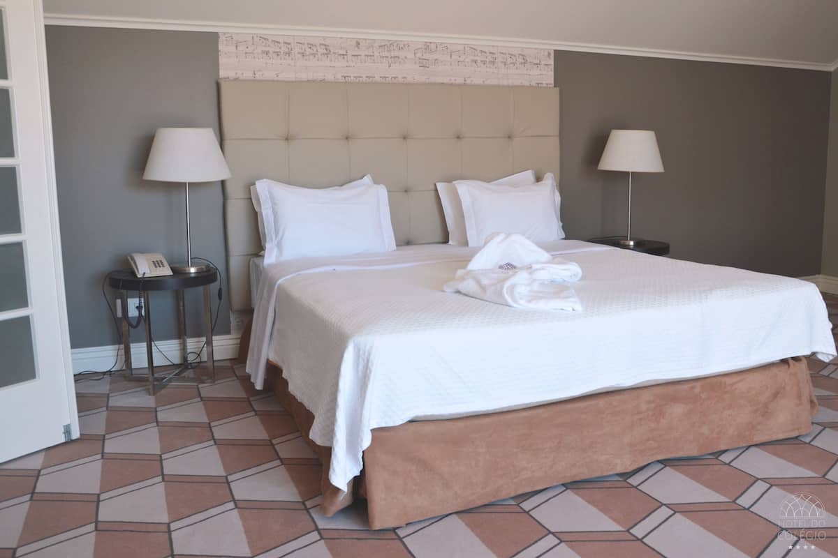 Superior Suite | Minibar, desk, free WiFi, bed sheets
