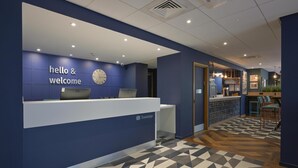 Lobby - Travelodge Stansted Great Dunmow (Dunmow)