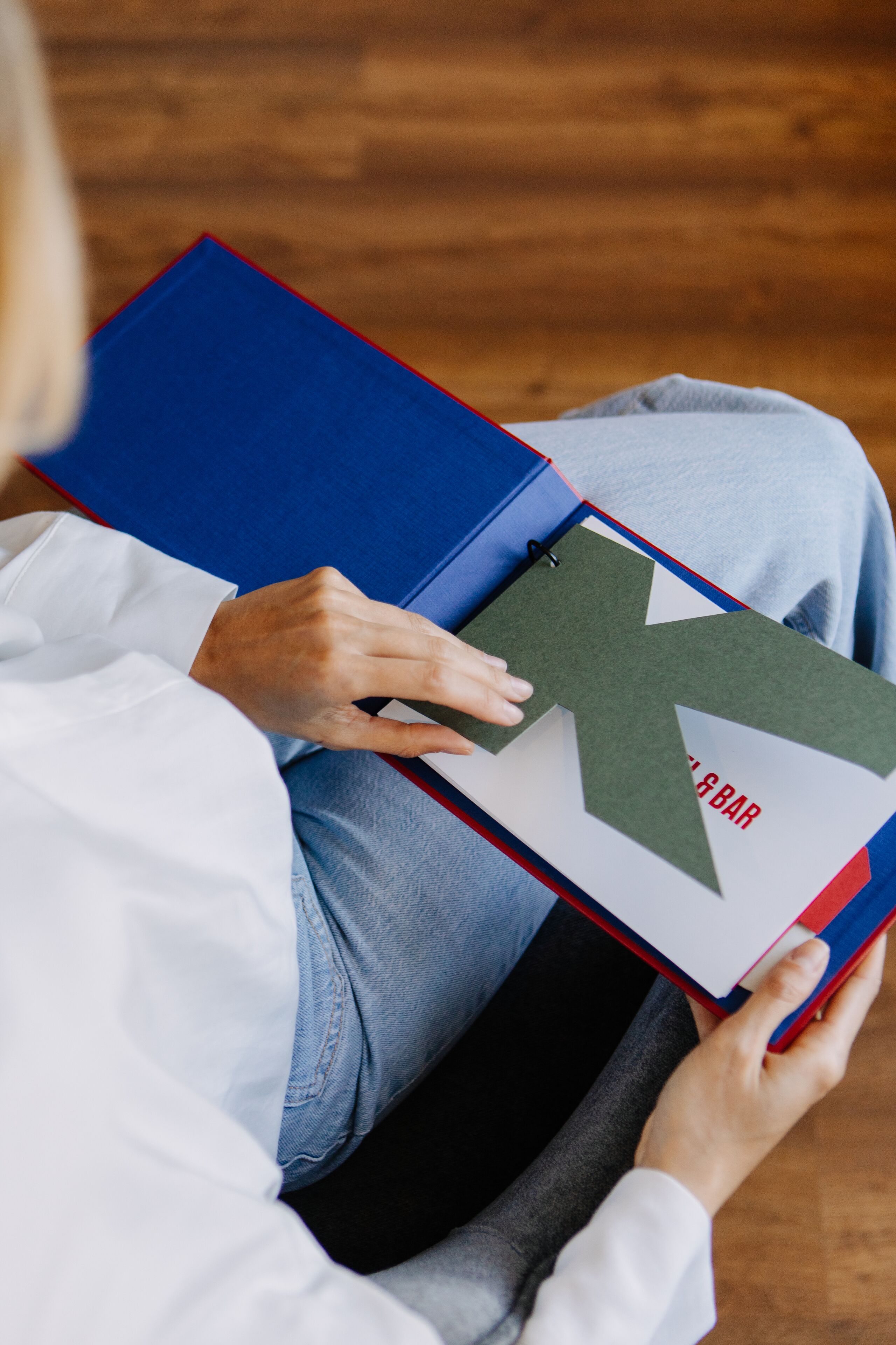 2 bedrooms, minibar, in-room safe, desk