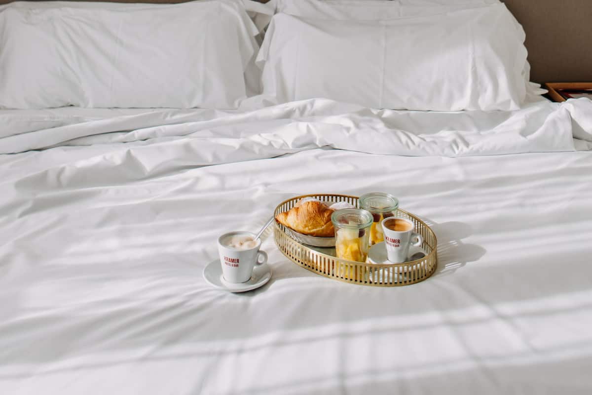 2 yatak odası, minibar, odada kasa, masa