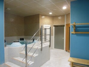 Turkish bath - Hotel Puerta De Alcala (Alcala de Henares)