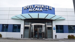 Exterior - Hotel Puerta De Alcala (Alcala de Henares)