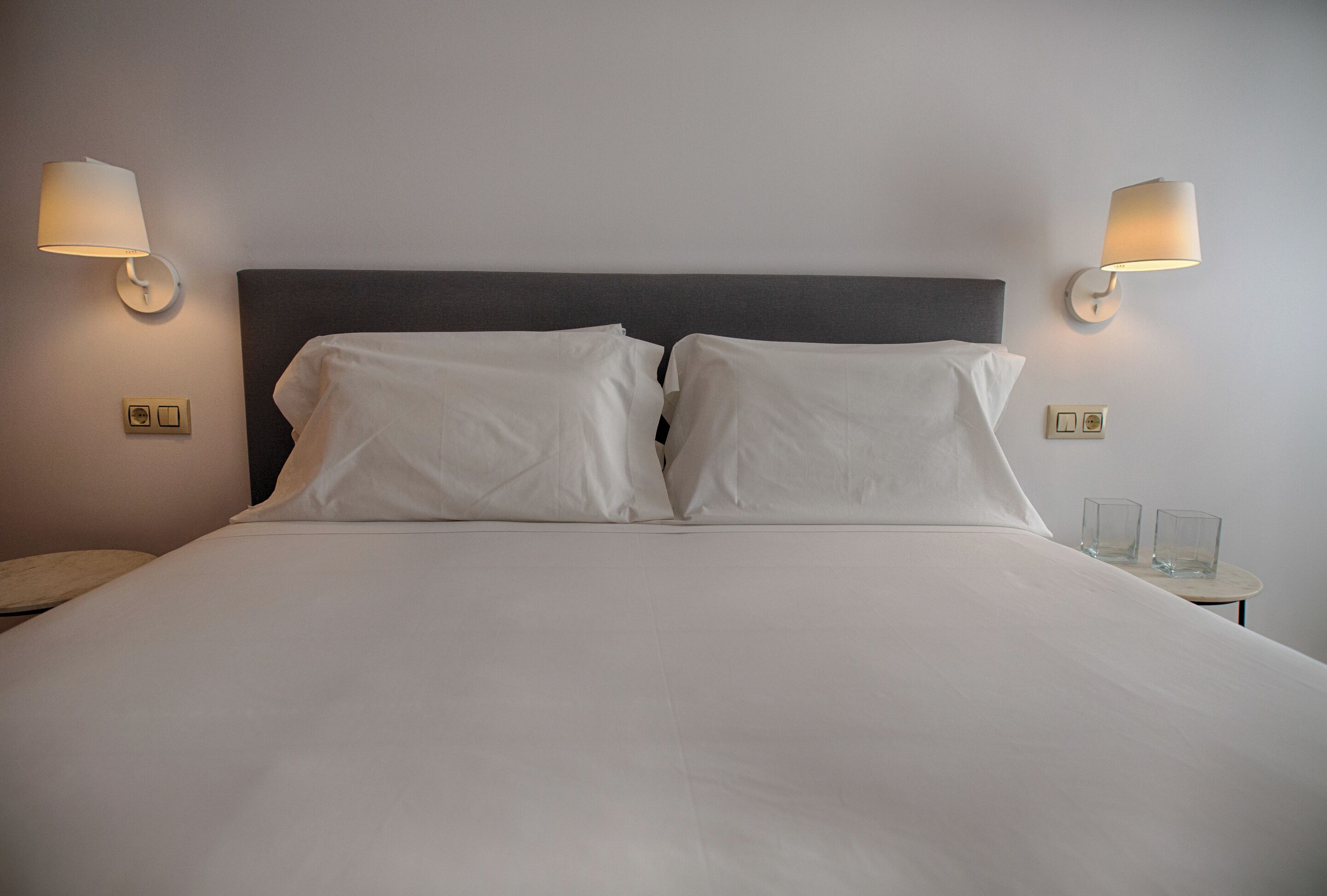 classic double | premium bedding, minibar, in-room safe, desk