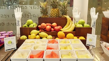 Daily buffet breakfast for a fee