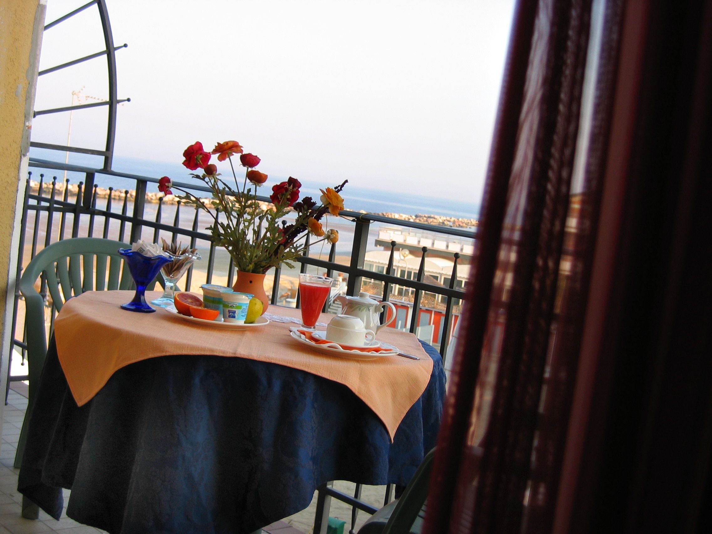 Photo - Hotel Estate