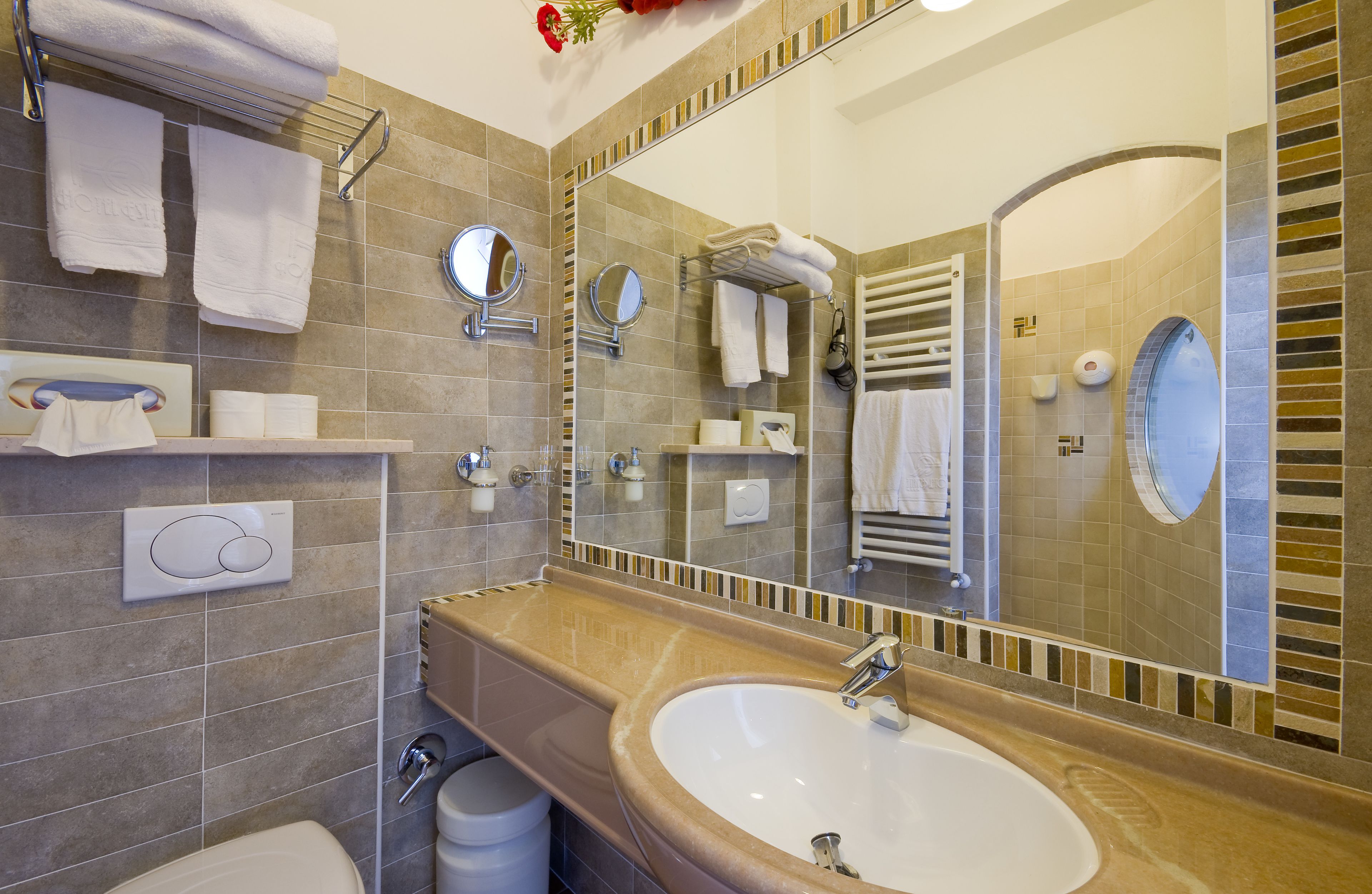 Photo - Hotel Estate