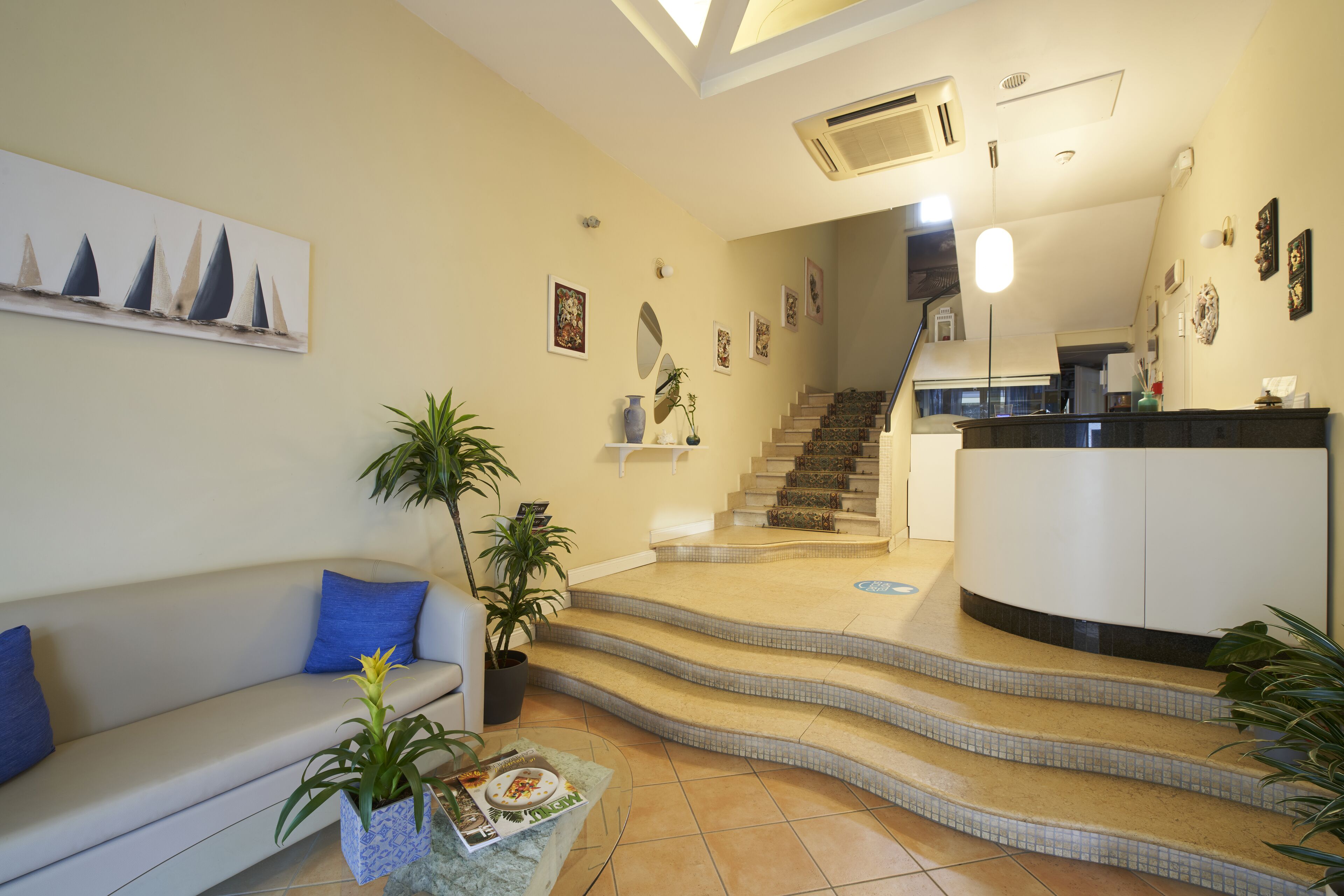 Photo - Hotel Estate