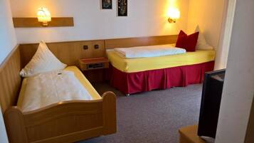 Desk, iron/ironing board, free WiFi