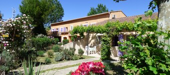 AppartHotel Festival Sud Suites - Gare TGV