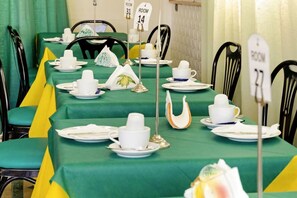 Free daily buffet breakfast - Hotel Carmencita (Anacapri)