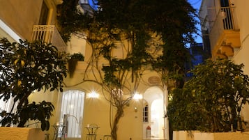 Façade de lâhĂ©bergement