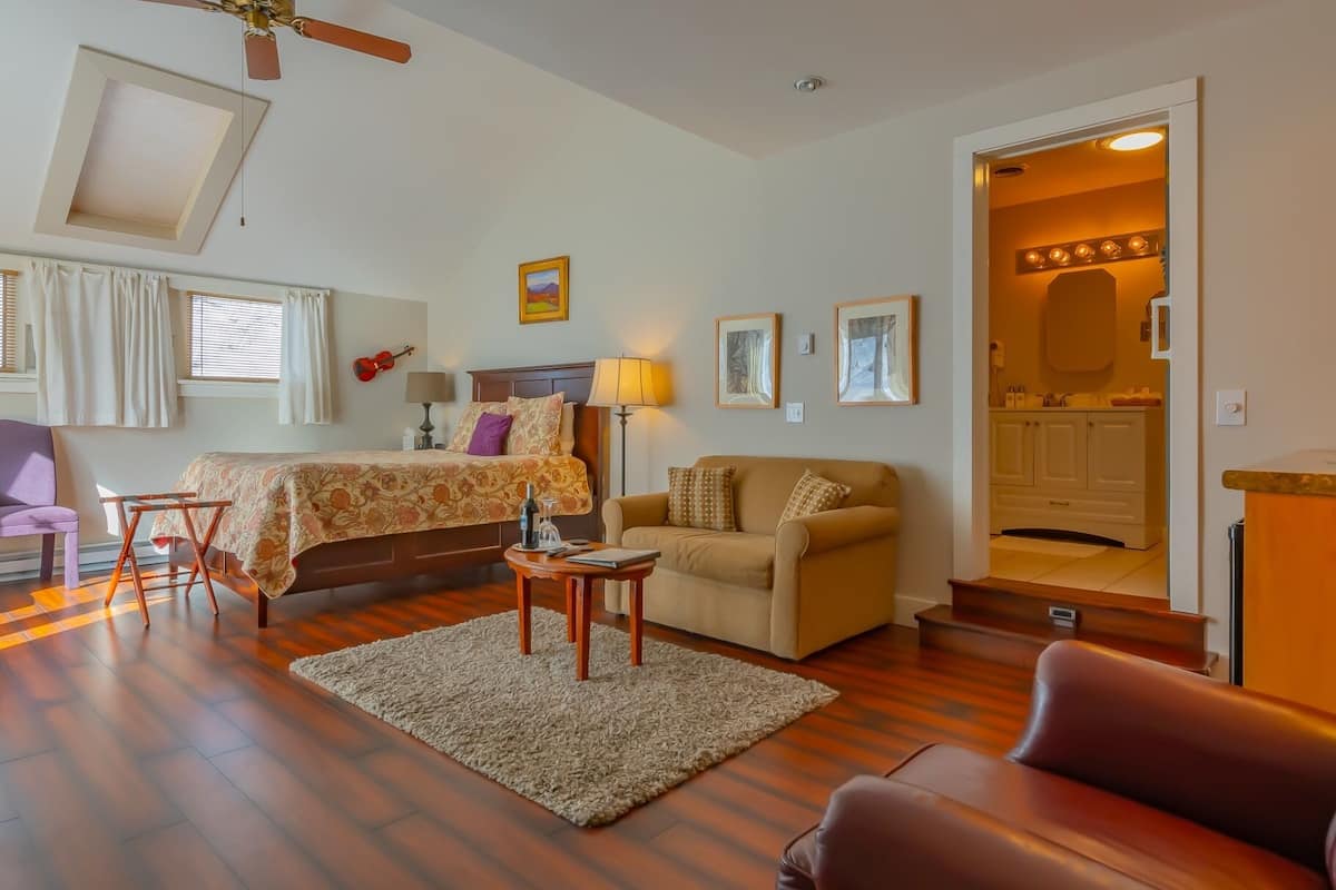 Suite Supérieure, salle de bains privée (Tanglewood - Pets Allowed) | 1 chambre