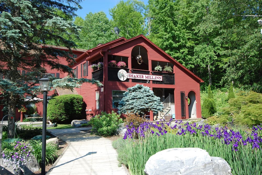 Shaker Mill Inn - Tanglewood, MA