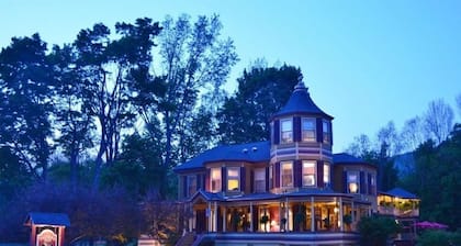 Fairlawn Inn
