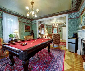 Miscellaneous - Fairlawn Inn (Hunter)