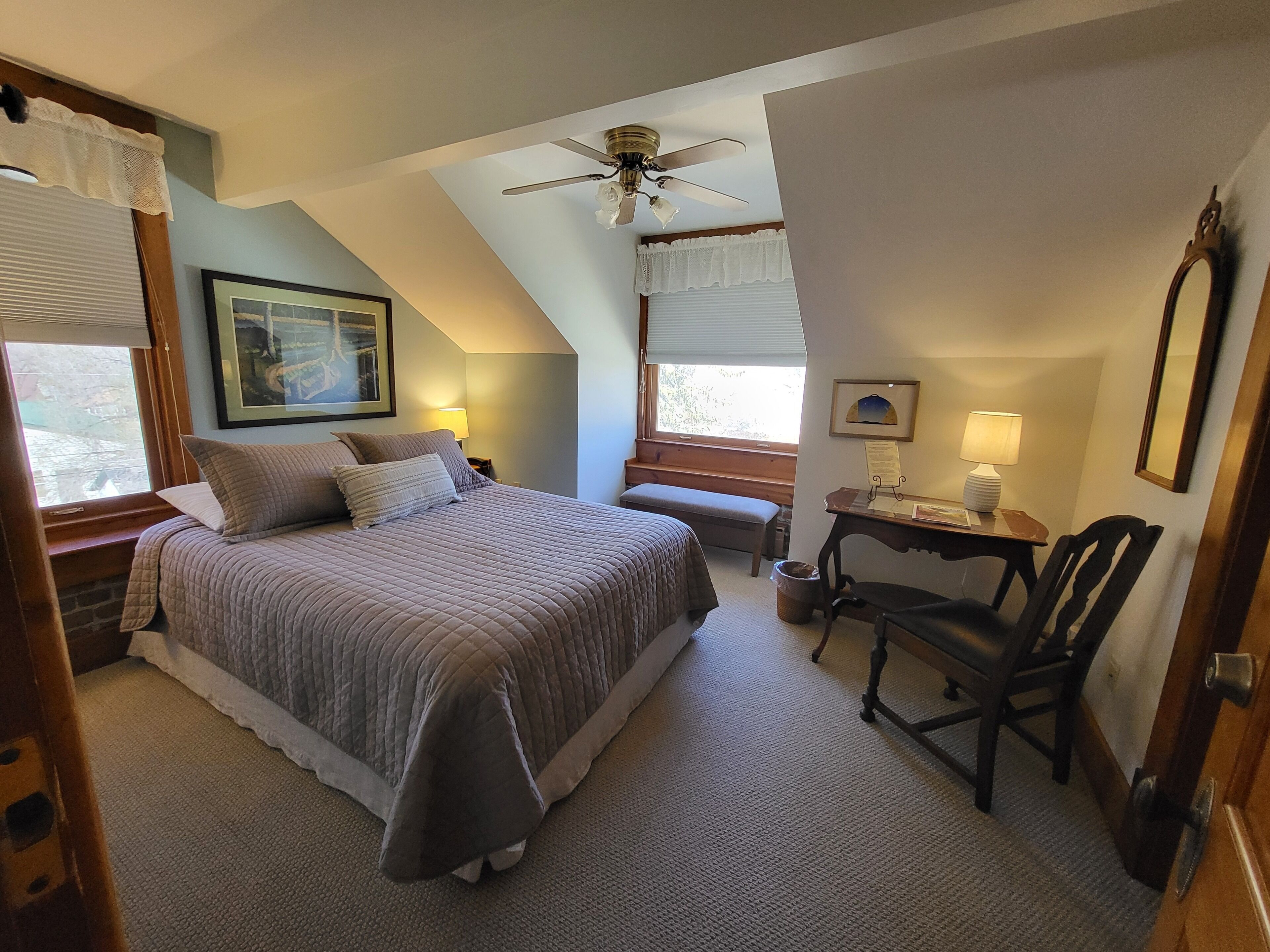 Chambre, salle de bain privée | Accès au Wi-Fi (inclus), literie fournie