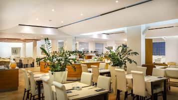 2 restaurants, lunch, dinner served; Mediterranean cuisine