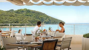 2 restaurants, lunch, dinner served; Mediterranean cuisine