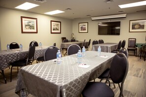 Business centre - The Village Inn (Selwyn)