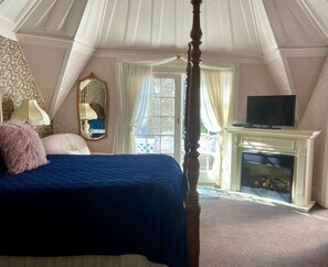 Premium Double Room, Ensuite (Shaw Suite) - Shaw House Inn (Ferndale)