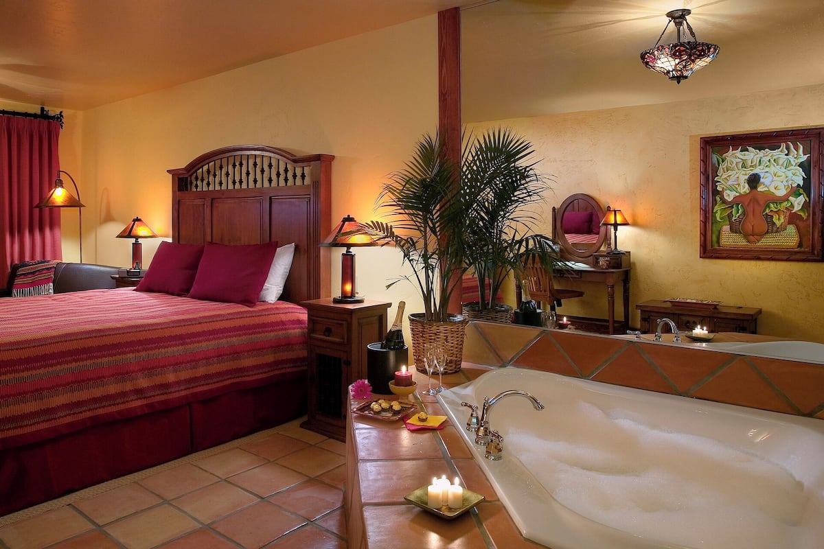 1 bedroom, Egyptian cotton sheets, premium bedding, pillow-top beds
