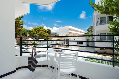Twin Room | Terrace/patio. Hotel Vibra Isola - Adults Only