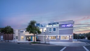 Exterior - Coast Rehoboth Beach, Tapestry Collection by Hilton (Rehoboth Beach)