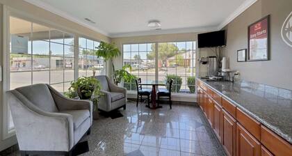 Econo Lodge Woodland near I-5