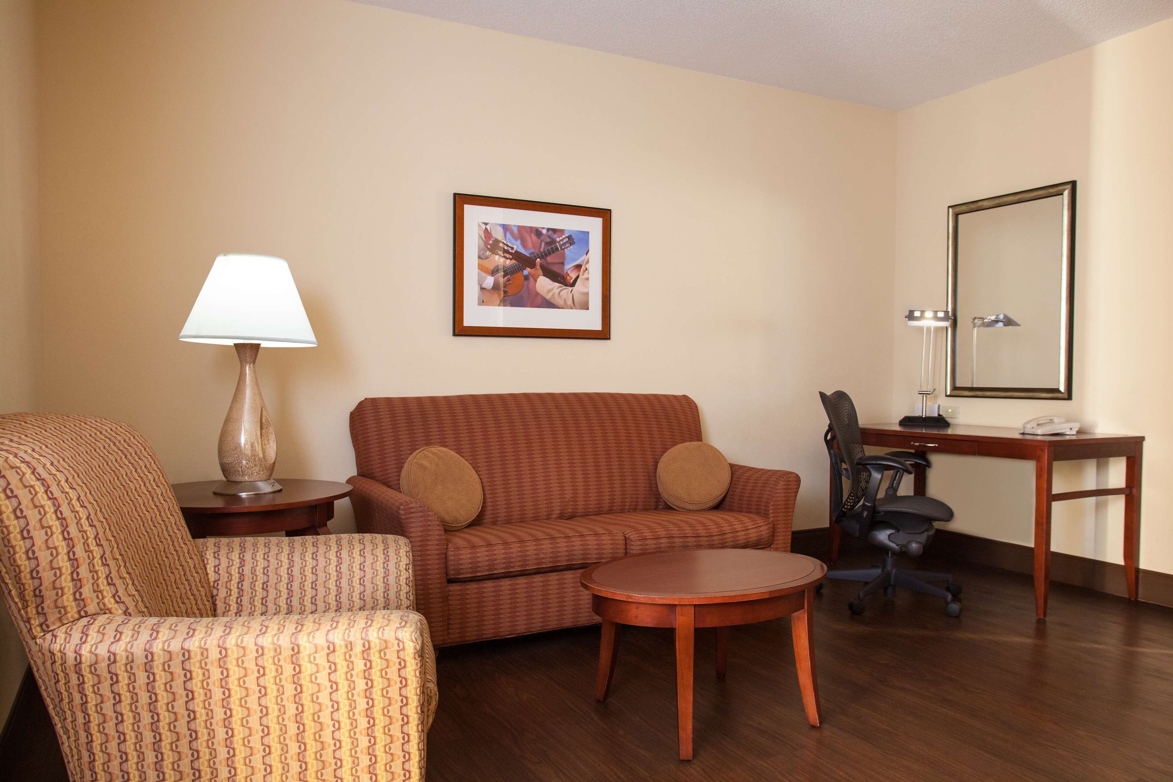 suite, 1 king bed | 1 bedroom, in-room safe, desk, iron/ironing board