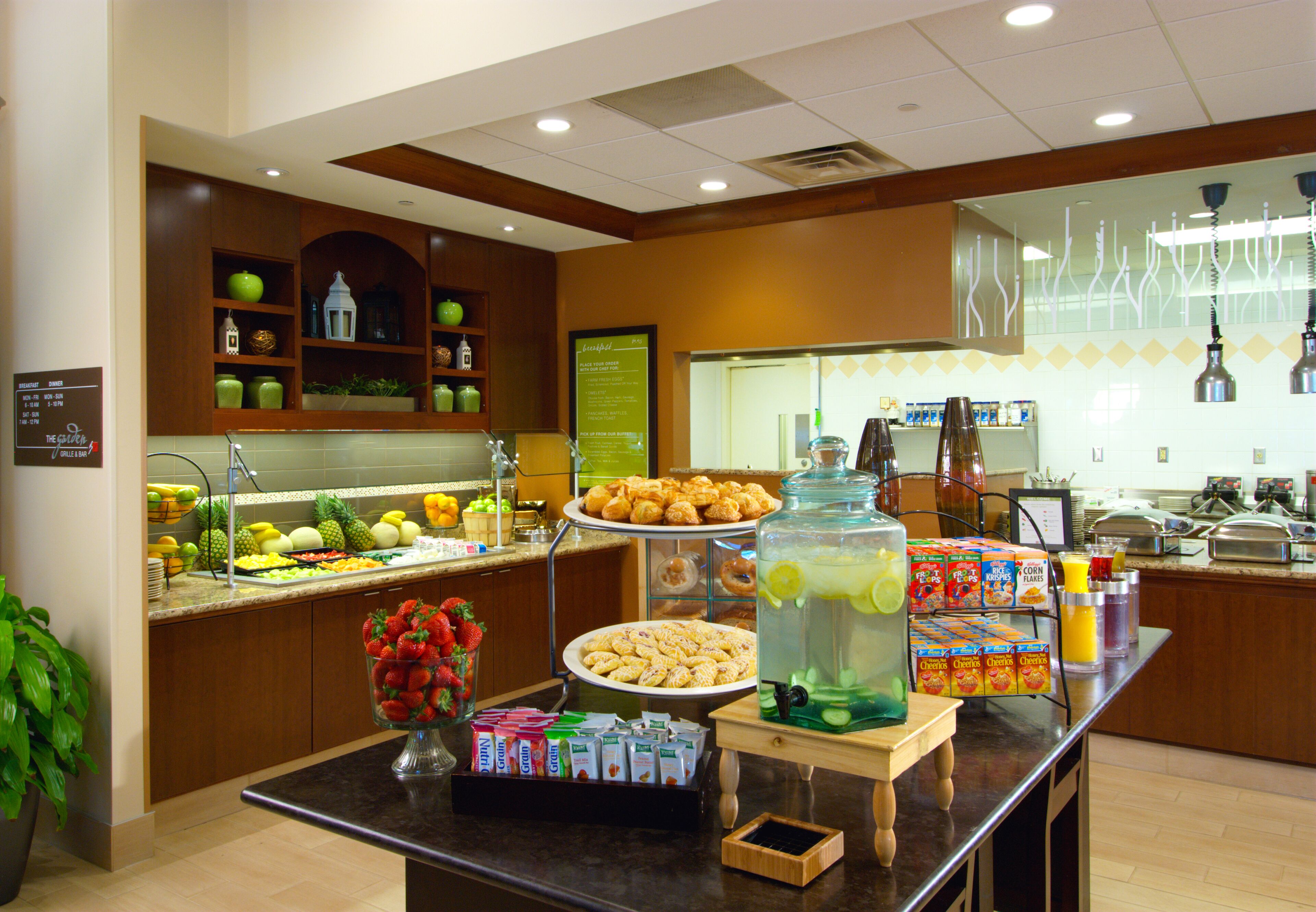 daily cooked-to-order breakfast for a fee