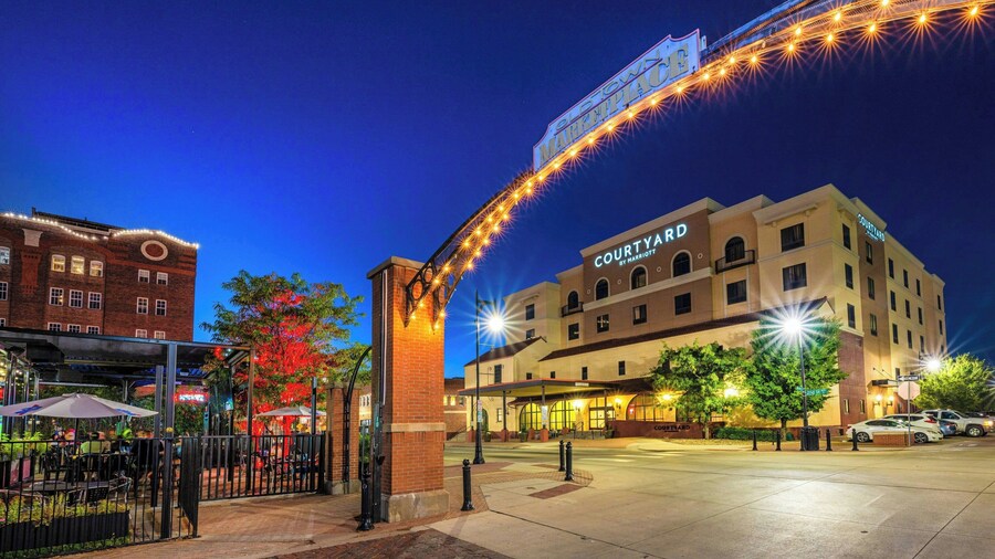 Courtyard by Marriott Wichita At Old Town